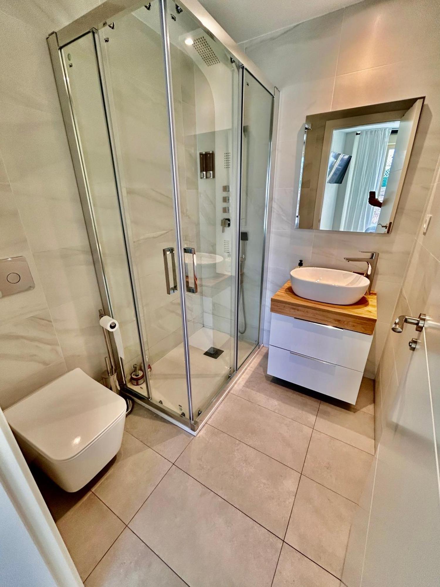 Moderno Apartamento Inteligente Madrid Ngoại thất bức ảnh